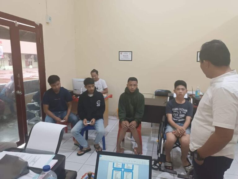 Empat Remaja Viral saat Dibina Polres Kotamobagu