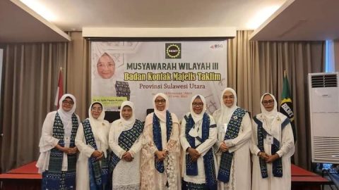 Yasti Soepredjo Mokoagow Pimpin BKMT Sulut