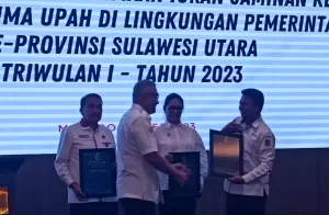 Tahlis Gallang Terima Penghargaan Terbaik Ketiga Sulut