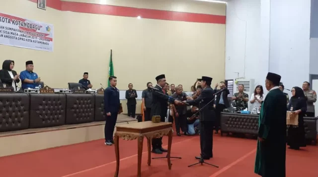 Ketua DPRD Kotamobagu Pimpin Rapat Pelantikan PAW Ishak Sugeha