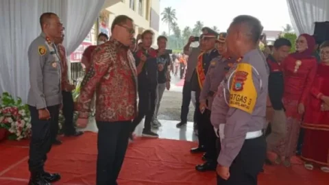 Limi Mokodompit Hadiri Pisah Sambut Kapolres Bolmong