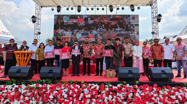 Limi Mokodompit Dampingi Olly Dondokambey Hadiri Perayaan PKB Sinode GMIBM