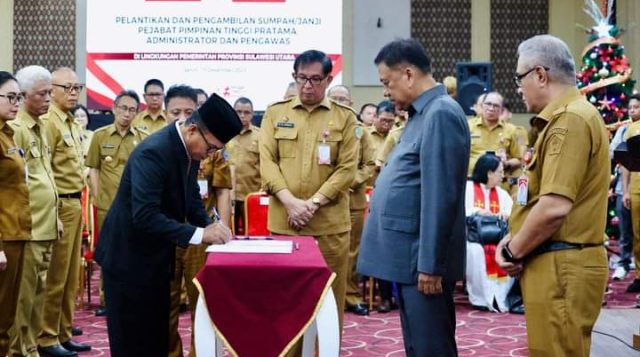 Olly Dondokambey Lantik Tahlis Gallang Kadis Koperasi dan UKM Sulut