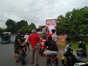 Masyarakat Antusias Pasang Baliho Meiddy Makalalag, Mama-Mama Gogagoman:Gas Sampe Jadi Wali Kota