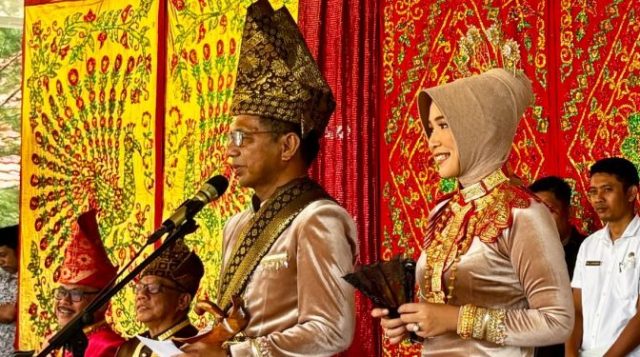 Pemkab Gelar Sertijab Pj Bupati Bolmong: Niondon Jusnan Mokoginta, Sukurmoanto Limi Mokodompit