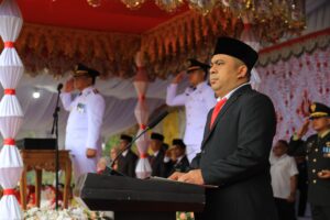 Ketua DPRD Meiddy Makalalag Hadiri Upacara Peringatan HUT RI Ke-79