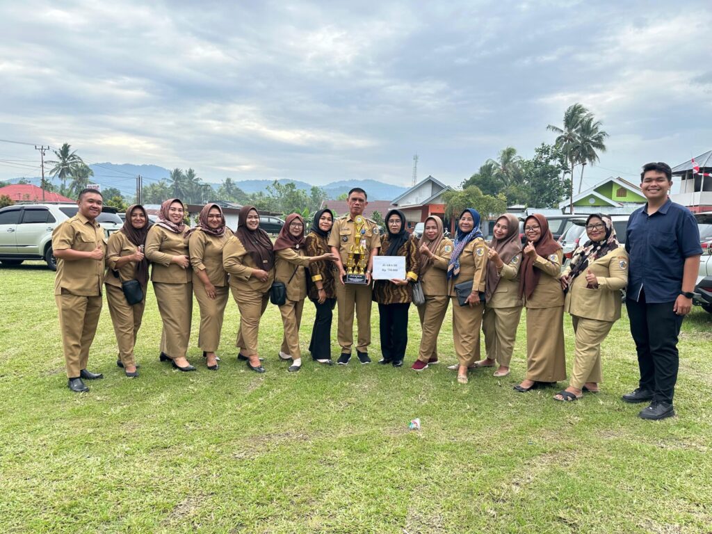 Desa Poyowa Besar Satu Raih Penghargaan Lomba Kebersihan Desa