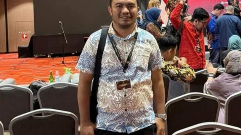 KPU Kotamobagu Lakukan Penertiban APK