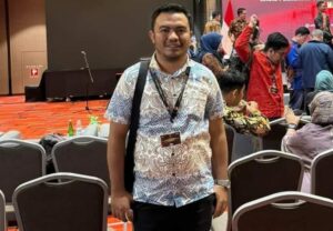 KPU Kotamobagu Lakukan Penertiban APK