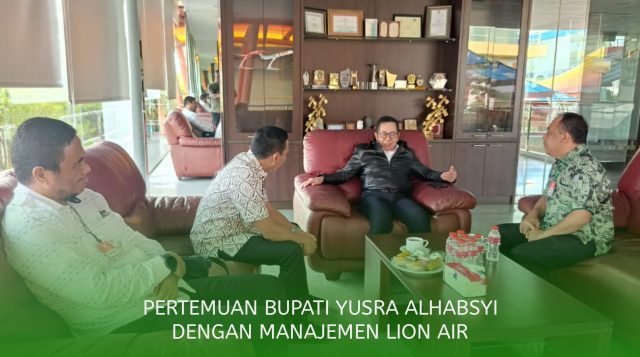 Datangi Lion Air, Bupati Yusra Alhabsyi Lobi Penerbangan Lolak-Jakarta