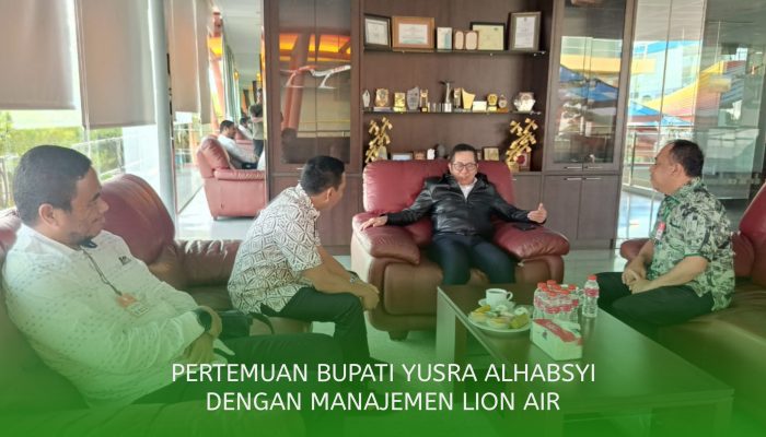 Datangi Lion Air, Bupati Yusra Alhabsyi Lobi Penerbangan Lolak-Jakarta