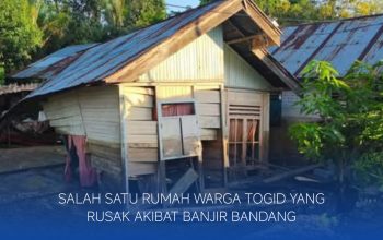 Salah satu rumah warga Desa Togid yang rusak akibat banjir bandang