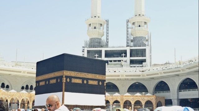 Jangan Lakukan 10 Larangan Ini di Masjidil Haram dan Masjid Nabawi