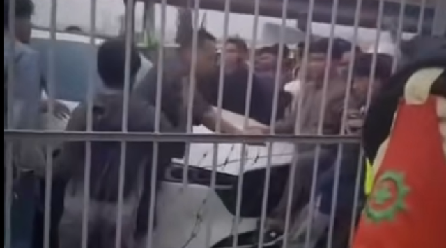 Viral di Medsos, Ternyata Ini Alasan Anggota DPRD Cilegon Tabrak Pendemo PT Bungasari