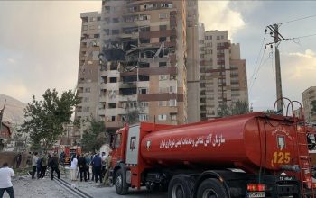 Serangan Israel kepada Iran di Teheran yang menewaskan 2 Jendral dan 6 Ilmuwan Nuklir. (Foto: www.aa.com.tr