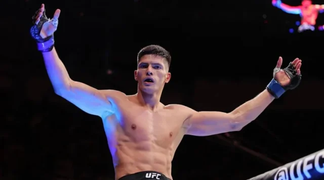 Islam Dulatov: Dari Catwalk Versace ke KO Brutal di UFC