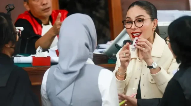 Konflik Hukum Nikita Mirzani dan Reza Gladys: Sidang Dramatis dan Fakta Penting Kasus