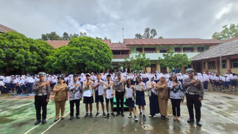 Kasat Lantas Kotamobagu Edukasi Pelajar SMPN 1 Soal Tertib Lalu Lintas dan Anti-Bullying