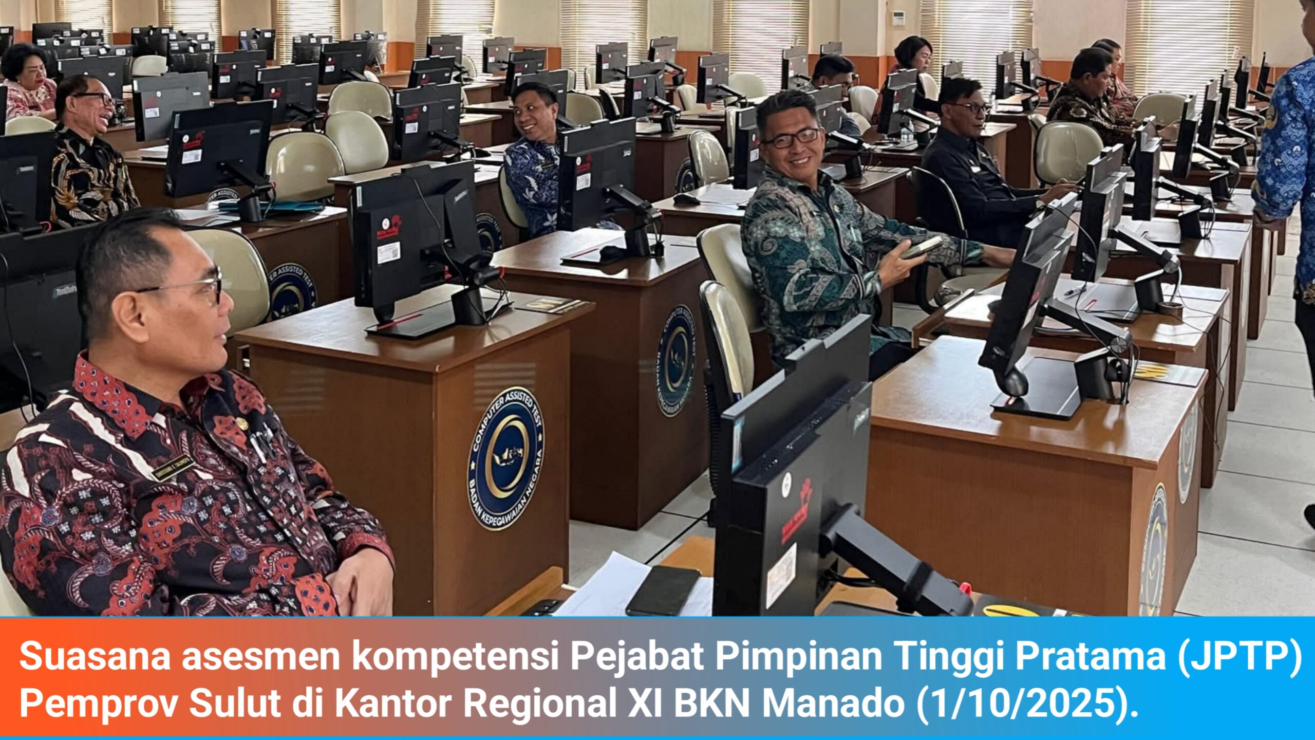 Suasana asesmen kompetensi Pejabat Pimpinan Tinggi Pratama (JPTP) Pemprov Sulut di Kantor Regional XI BKN Manado (1/10/2025). Di sinilah 22 pimpinan daerah diuji untuk memperoleh sertifikasi kompetensi yang menentukan masa depan karir mereka dalam 5 tahun ke depan, menegaskan komitmen pada SDM aparatur unggul.