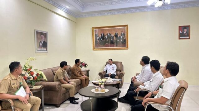 Wenny Gaib Teken Komitmen Antikorupsi 2025 Bersama BPKP Sulut