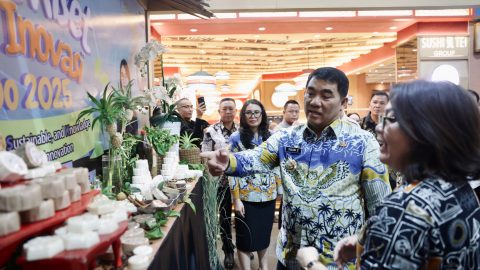 Gubernur Yulius Dorong Hilirisasi Riset di Sulut Expo 2025
