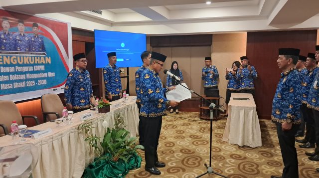 Tahlis Gallang Kukuhkan Pengurus Korpri Bolmut 2025-2030