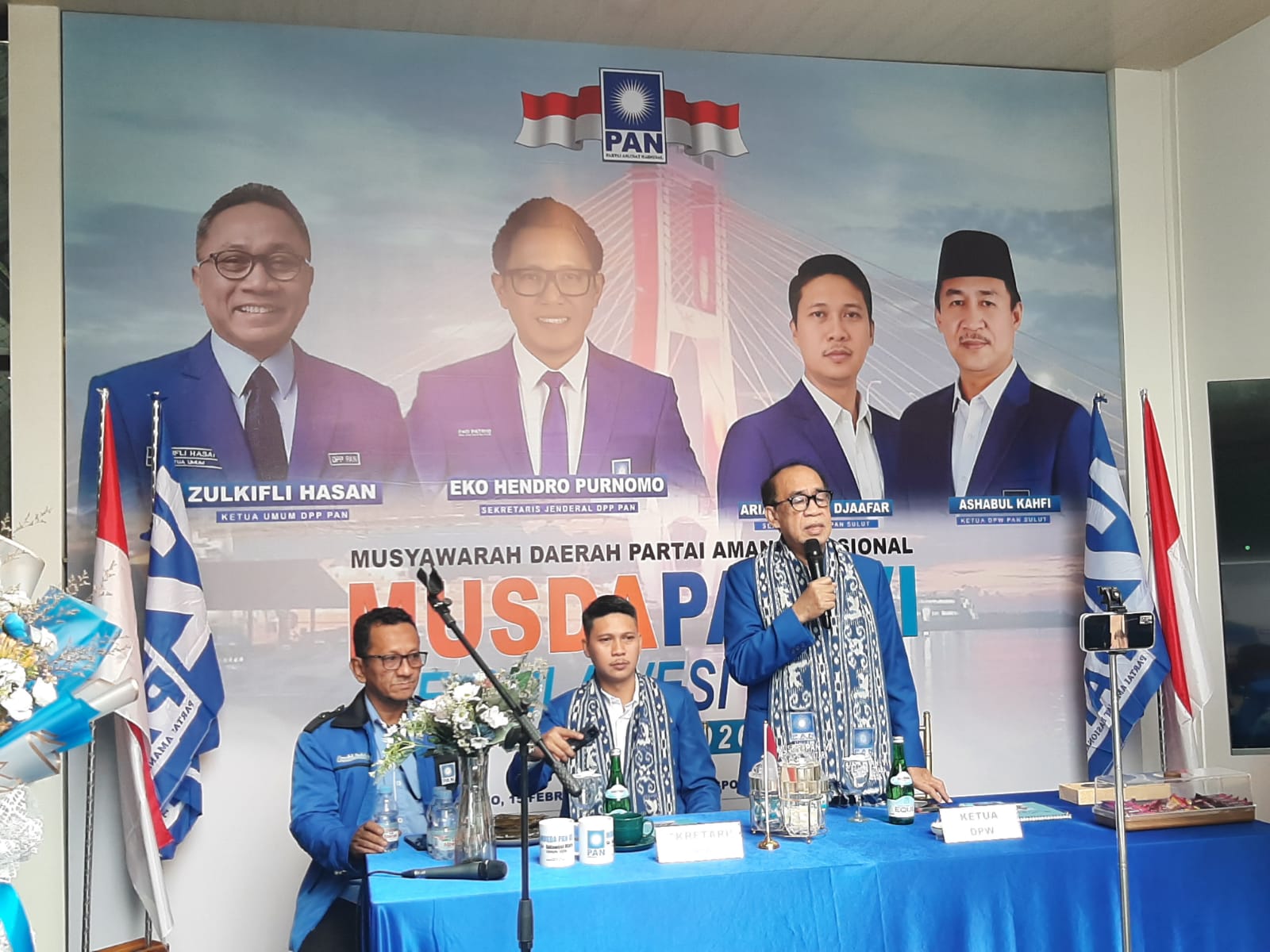 Ketua DPW PAN Sulut Ashabul Kahfi bersama jajaran memimpin Musda VI PAN Sulut di Minahasa, Minggu (15/2/2026), yang menetapkan pengurus DPD kabupaten/kota se-Sulut.