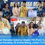 Gubernur Sulut Mayjen TNI (Purn) Yulius Selvanus Komaling, SE saat Safari Ramadan dan buka puasa bersama di Masjid Nurul Huda, Bitung, Jumat (13/3/2026). Dalam kesempatan itu, Gubernur mengajak masyarakat menjaga kedamaian, menolak provokasi, serta menekankan pentingnya disiplin dan integritas Ramadan dalam kehidupan sehari-hari.