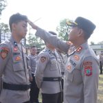 Kapolres Kotamobagu AKBP Irwanto SIK mendampingi Propam Polda Sulut saat pelaksanaan Gaktibplin di Polres Kotamobagu, sebagai wujud penegakan disiplin dan profesionalisme personel. Foto: Humas Polres Kotamobagu