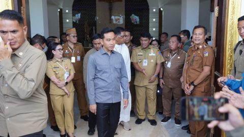 Gubernur Yulius Selvanus Dampingi Wapres Gibran Tinjau Pemulihan Pasca Gempa Sulut  