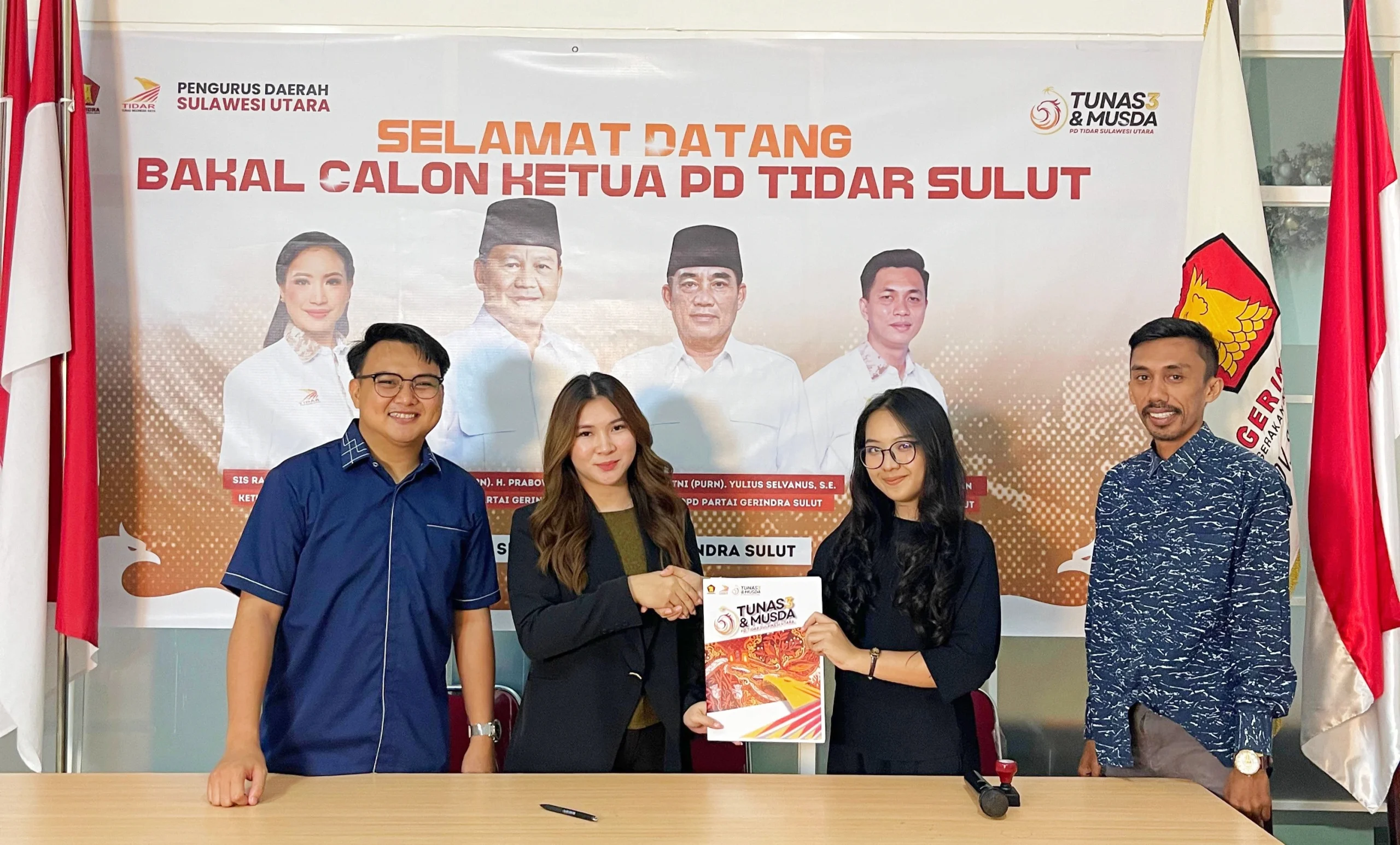 Dhea Lumenta, SE saat mendaftarkan diri sebagai calon Ketua PD TIDAR Sulut di Musda III, Manado, Kamis (23/4/2026).