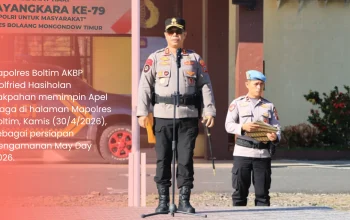 Kapolres Boltim AKBP Golfried Hasiholan Pakpahan memimpin Apel Siaga di halaman Mapolres Boltim, Kamis (30/4/2026), sebagai persiapan pengamanan May Day 2026.