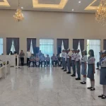 Suasana Pantukhir Paskibraka Sulut 2026 di Wisma Negara Bumi Beringin, Manado, saat Gubernur Yulius Selvanus memimpin langsung penilaian akhir untuk menentukan enam pelajar terbaik yang akan mewakili daerah ke tingkat nasional.