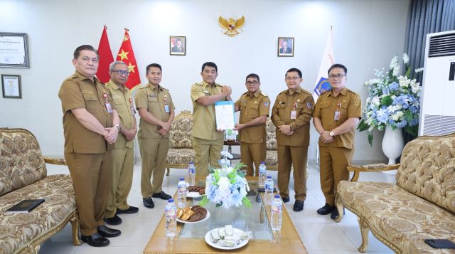 Terima Nota Dinas Gubernur Yulius, Heronimus Makainas Resmi Plt Bupati Sitaro