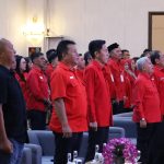 Bupati Bolsel Iskandar Kamaru bersama Wakil Bupati Deddy Abdul Hamid menghadiri Musyawarah Anak Cabang (MUSANCAB) PDI Perjuangan se-Bolaang Mongondow Raya di Hotel Sutan Raja Kotamobagu, Senin (18/5/2026).
