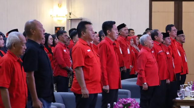 Iskandar Kamaru Pimpin Laporan Musancab PDI Perjuangan se-BMR