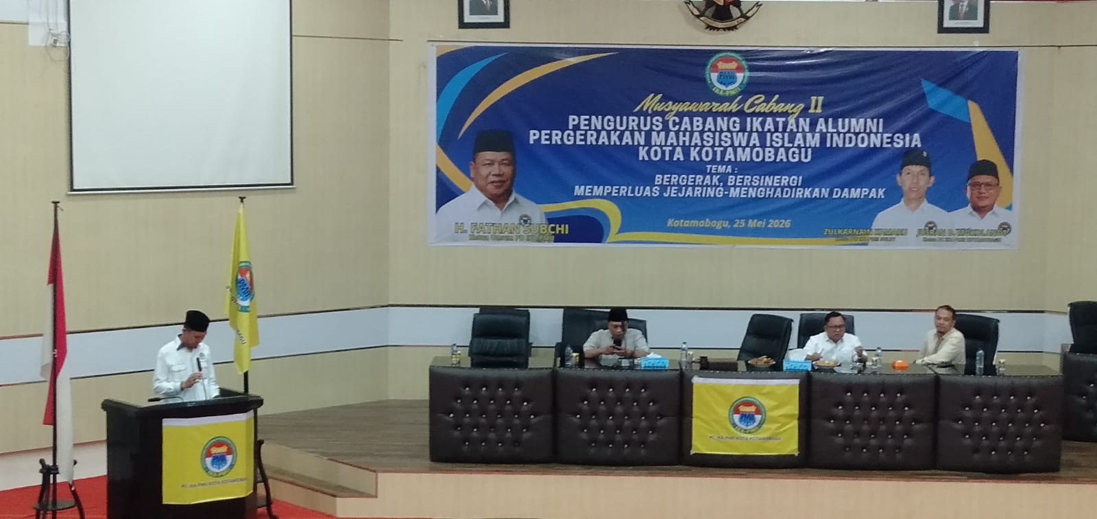 Suasana Musyawarah Cabang II IKA-PMII Kota Kotamobagu di Gedung DPRD, Rabu (25/5/2026). Forum ini menetapkan Jusran D Mokolanot sebagai Ketua PC IKA-PMII Kotamobagu periode 2025-2030, dengan dukungan penuh alumni dan pengurus wilayah. (Foto: Iswadi Djaman