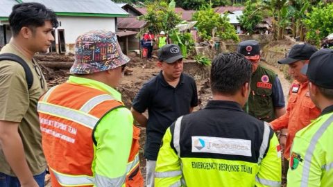 JRBM Turunkan Tim dan Alat Berat Bantu Tangani Dampak Banjir Solimandungan