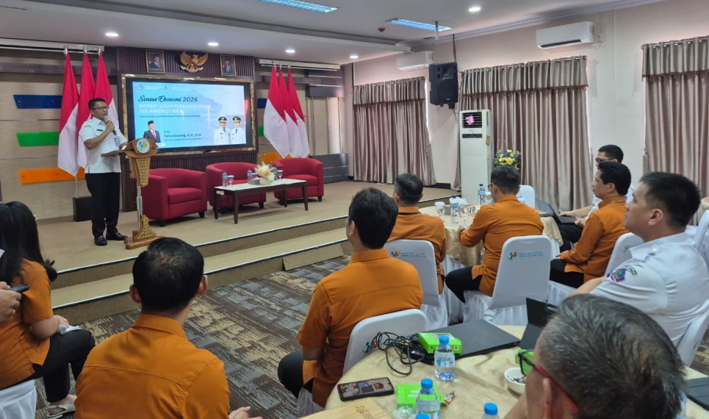 Sekdaprov Sulut Tahlis Gallang saat memberikan arahan dalam Forum Rekonsiliasi SBR di Manado. (Foto: Dok. Humas Pemprov Sulut)