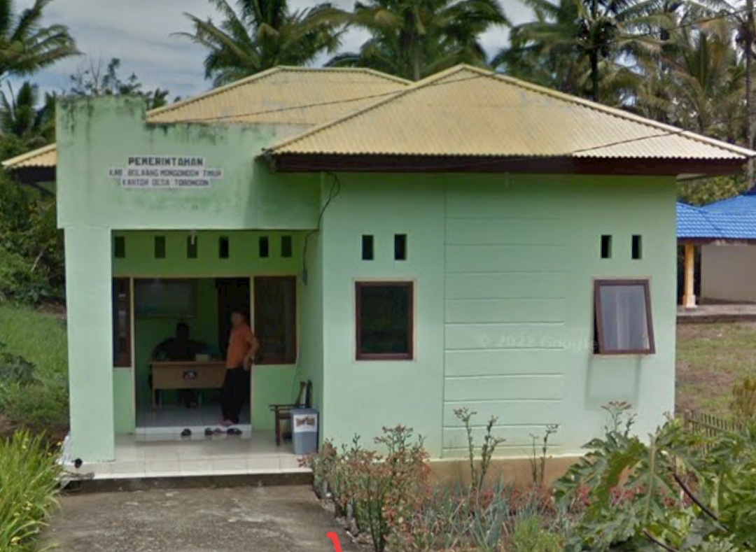 Kantor Desa Tobongon