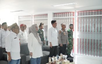Bupati Iskandar Kamaru bersama jajaran Forkopimda dan perangkat daerah mengikuti secara daring peresmian 1.061 Koperasi Desa/Kelurahan Merah Putih (KDKMP) oleh Presiden RI Prabowo Subianto, Sabtu (16/5/2026).