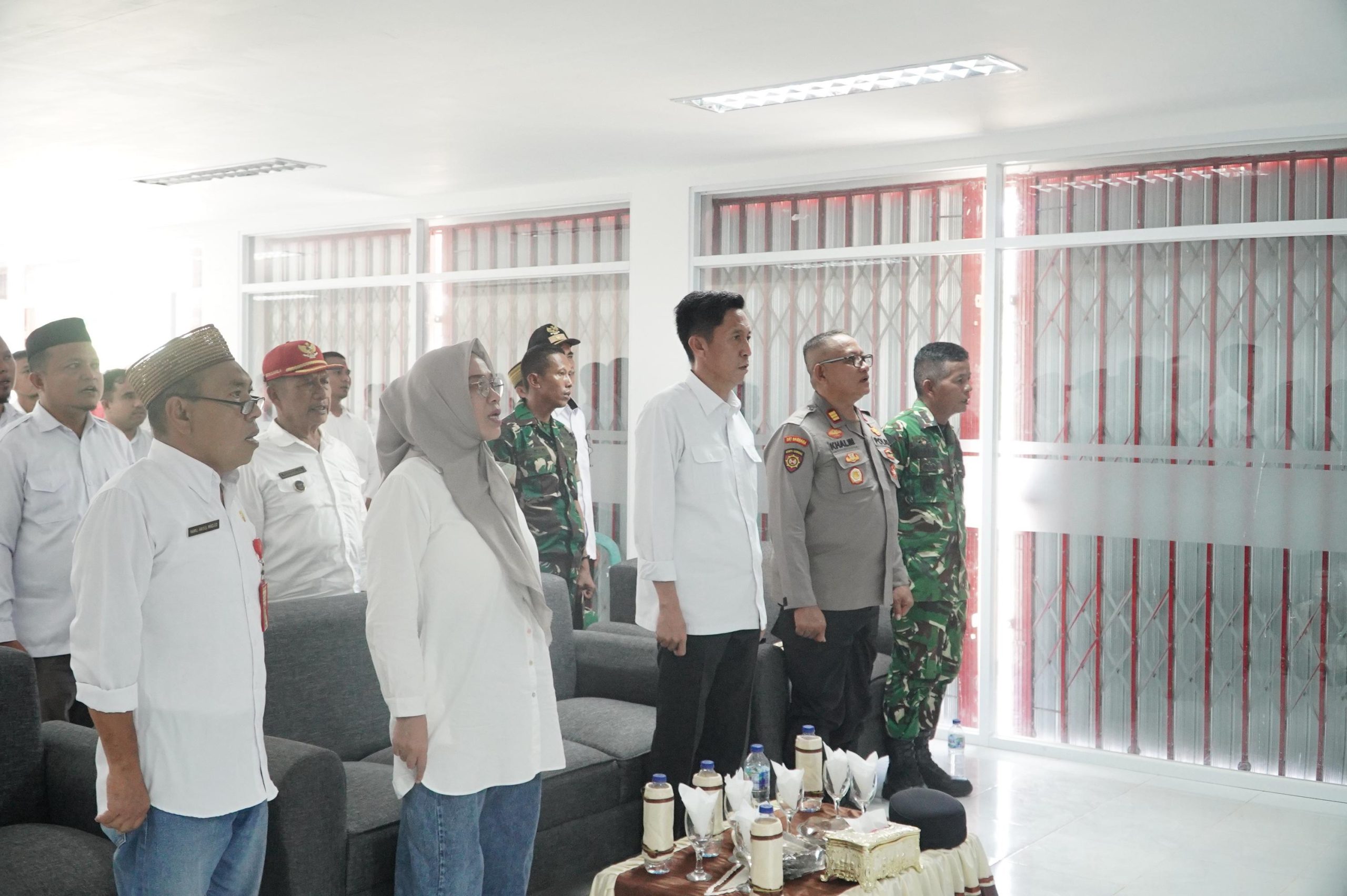 Bupati Iskandar Kamaru bersama jajaran Forkopimda dan perangkat daerah mengikuti secara daring peresmian 1.061 Koperasi Desa/Kelurahan Merah Putih (KDKMP) oleh Presiden RI Prabowo Subianto, Sabtu (16/5/2026).