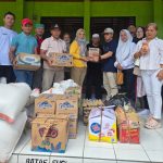Pemdes Bulud bersama PT Hasil Karya Mandiri (HKM) menyalurkan bantuan berupa sembako, air bersih, dan kebutuhan pokok lainnya untuk warga Solimandungan Bersatu yang terdampak banjir bandang.
