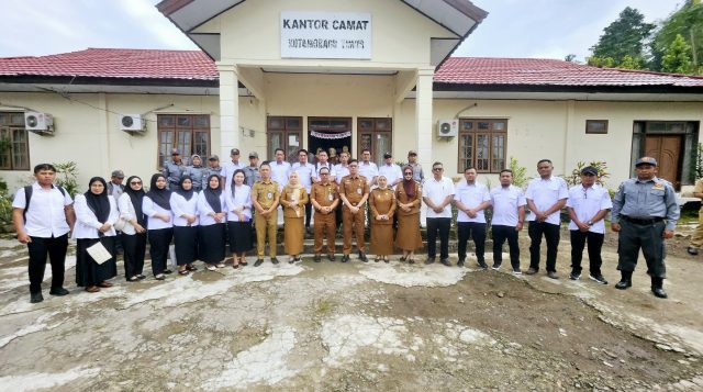Pemdes Kobo Kecil Hadiri Rapat Evaluasi Kinerja