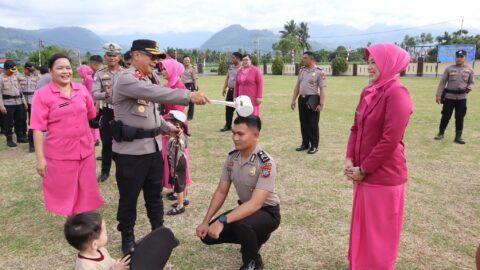 25 Anggota Polres Boltim Naik Pangkat, AKBP Golfried Ingatkan Profesionalisme