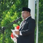 Dengan penuh khidmat, Sekda Bolsel membacakan amanat Kepala BPIP RI dalam peringatan Hari Lahir Pancasila.
