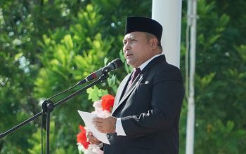 Dengan penuh khidmat, Sekda Bolsel membacakan amanat Kepala BPIP RI dalam peringatan Hari Lahir Pancasila.
