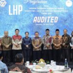 Wali Kota Weni Gaib bersama Ketua DPRD Adrianus Mokoginta menerima LHP LKPD 2025 dari BPK RI Sulut, bukti komitmen transparansi dan akuntabilitas pengelolaan keuangan daerah. Foto: Humas DPRD Kotamobagu