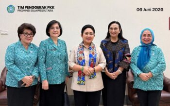 Titiek Soeharto Perkuat Sinergi di Sulut 3 Ketua TP-PKK Sulut Ny. Anik Yulius Selvanus menyambut Ketua Komisi IV DPR RI Titiek Soeharto dalam kunjungan kerja di Manado, Sabtu (6/6/2026). Pertemuan ini menegaskan komitmen sinergi untuk memperkuat sektor pertanian, kehutanan, serta kelautan dan perikanan di Sulawesi Utara. Foto: TP-PKK Sulut