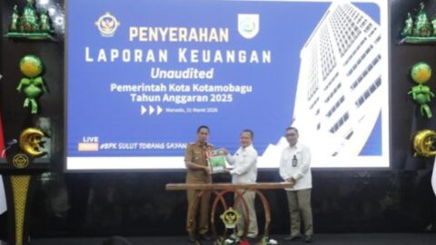 ‎Wali Kota Weny Gaib Serahkan LKPD Kota Kotamobagu Tahun 2025 ke BPK RI